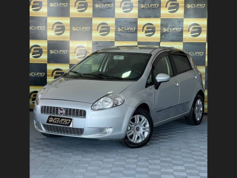 FIAT - PUNTO - 2009/2010 - Prata - R$ 34.900,00
