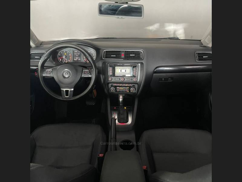 VOLKSWAGEN - JETTA - 2011/2011 - Azul - Sob Consulta