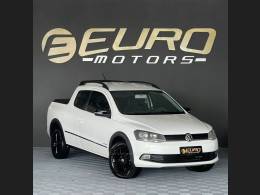 VOLKSWAGEN - SAVEIRO - 2014/2015 - Branca - R$ 69.900,00