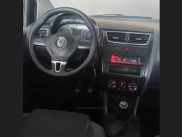 VOLKSWAGEN - FOX - 2010/2011 - Branca - R$ 38.900,00