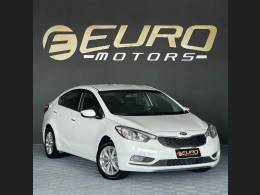 KIA MOTORS - CERATO - 2014/2014 - Branca - R$ 68.900,00