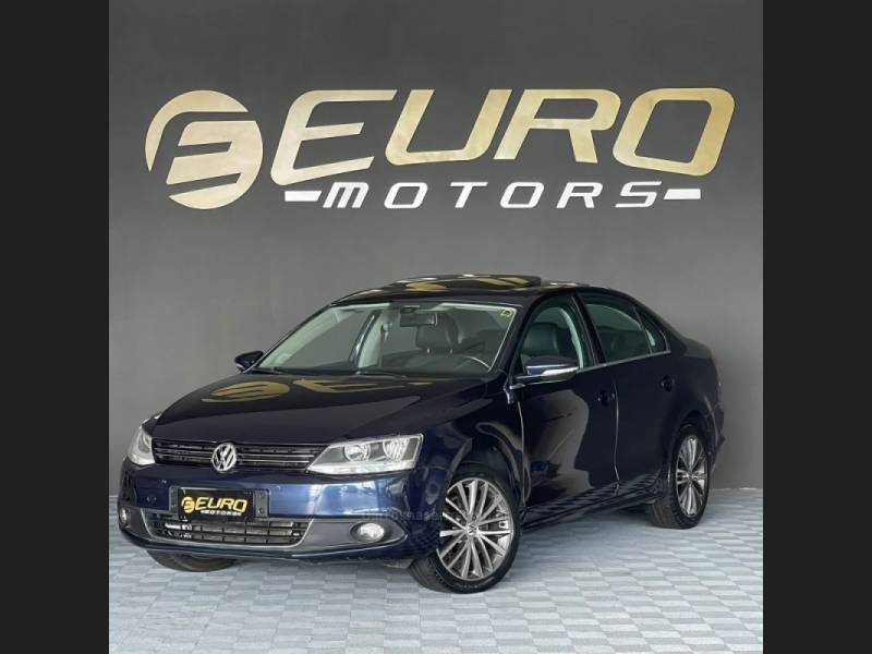 VOLKSWAGEN - JETTA - 2011/2011 - Azul - Sob Consulta