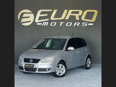 VOLKSWAGEN - POLO - 2011/2011 - Prata - R$ 38.900,00
