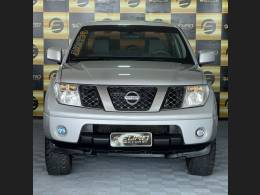 NISSAN - FRONTIER - 2008/2009 - Prata - R$ 77.900,00