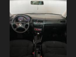 VOLKSWAGEN - GOLF - 2001/2001 - Dourada - Sob Consulta