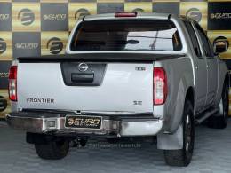 NISSAN - FRONTIER - 2008/2009 - Prata - R$ 77.900,00