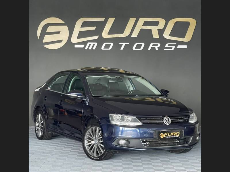 VOLKSWAGEN - JETTA - 2011/2011 - Azul - Sob Consulta