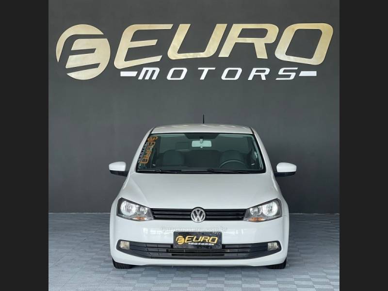 VOLKSWAGEN - VOYAGE - 2013/2014 - Branca - R$ 43.900,00