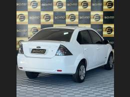 FORD - FIESTA - 2013/2013 - Branca - R$ 34.900,00