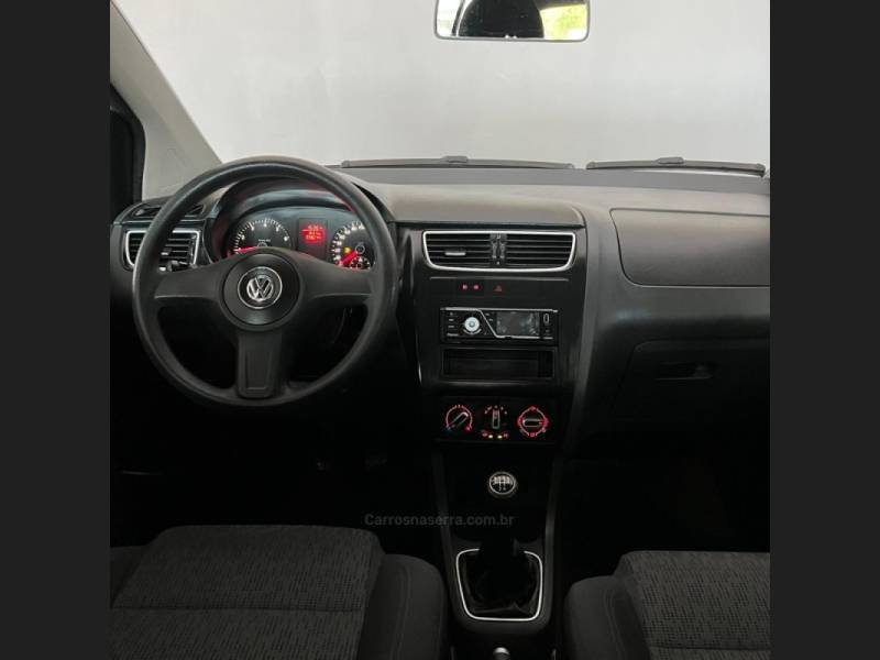 VOLKSWAGEN - FOX - 2013/2013 - Branca - R$ 42.900,00