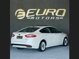 FORD - FUSION - 2013/2014 - Branca - R$ 84.900,00