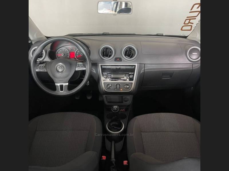 VOLKSWAGEN - VOYAGE - 2013/2014 - Branca - R$ 43.900,00