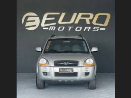 HYUNDAI - TUCSON - 2010/2011 - Prata - R$ 43.900,00