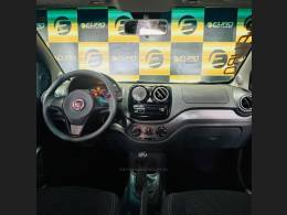 FIAT - PALIO - 2013/2014 - Prata - R$ 41.900,00