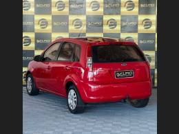 FORD - FIESTA - 2008/2009 - Vermelha - R$ 27.900,00
