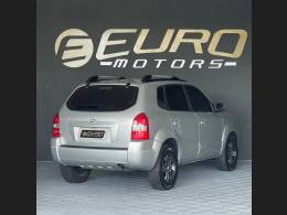 HYUNDAI - TUCSON - 2010/2011 - Prata - R$ 43.900,00